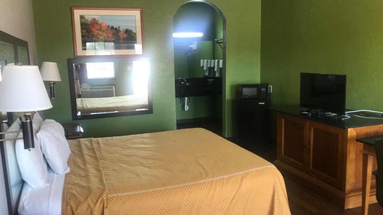 Day N Night Inn Harker Heights Exterior photo